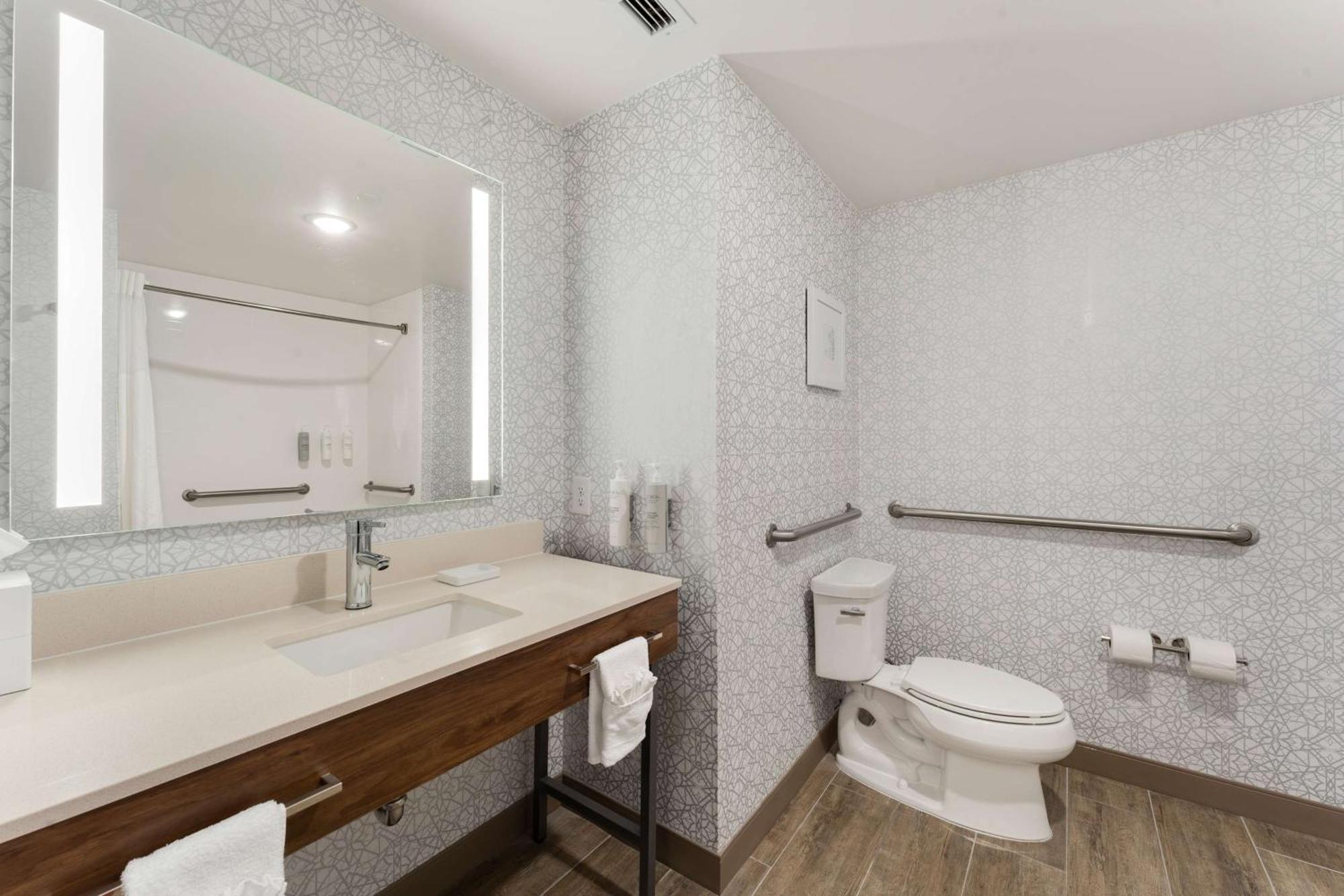 Hampton Inn Milford Ngoại thất bức ảnh